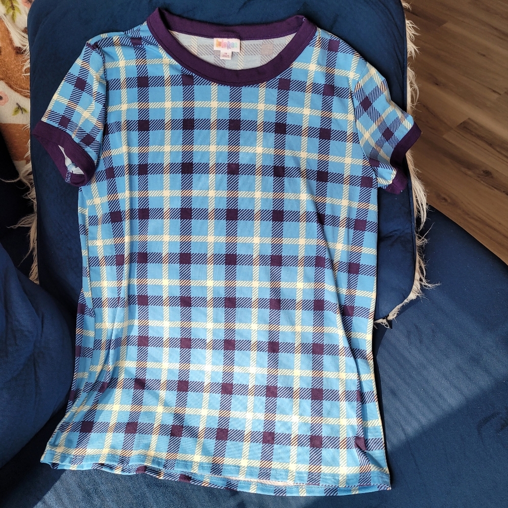 Lularoe Liv Shirt Blue White Purple plaid design